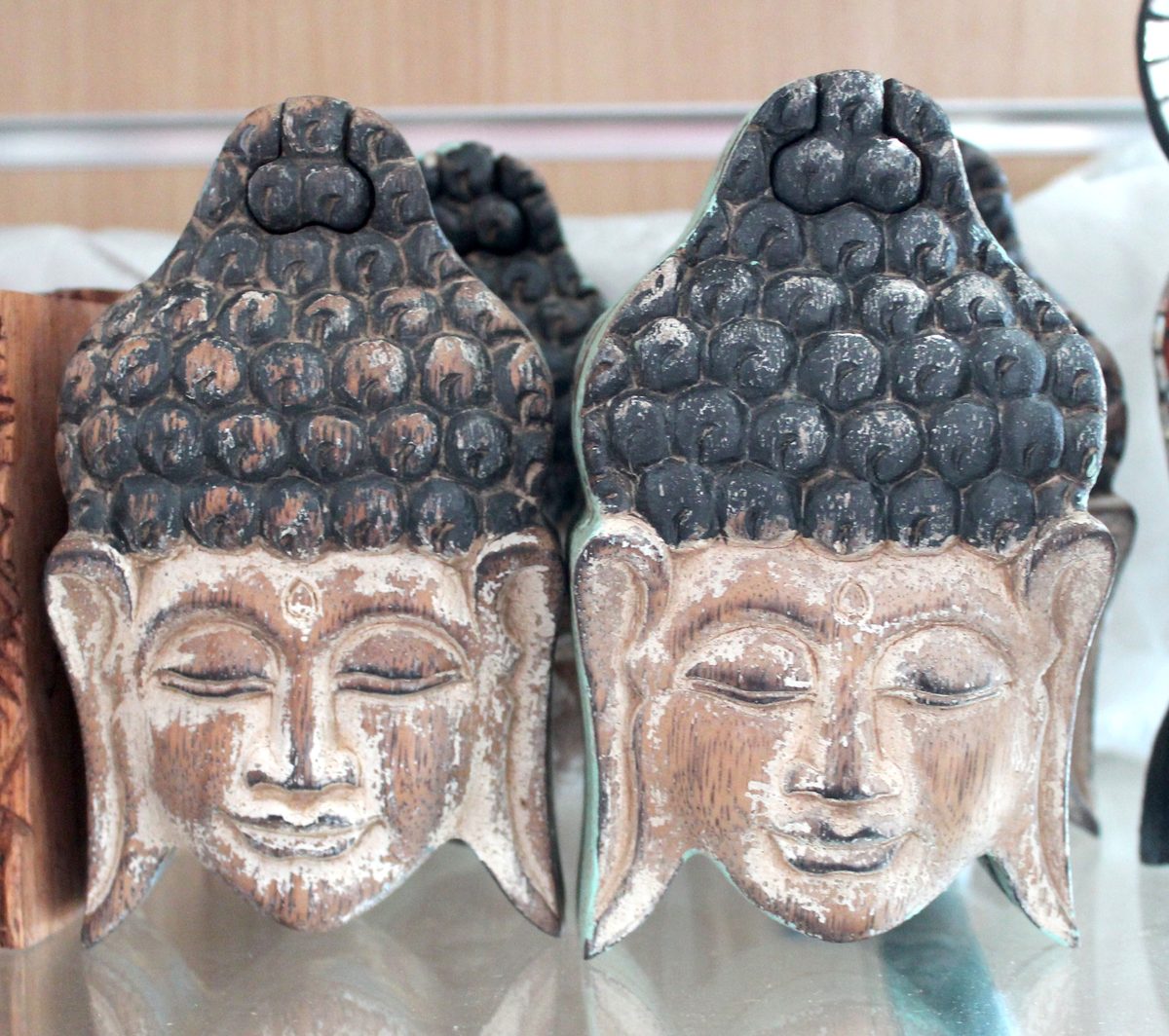 Pareja cabezas Buda madera pared artesanía Bali decoración hogar Granada