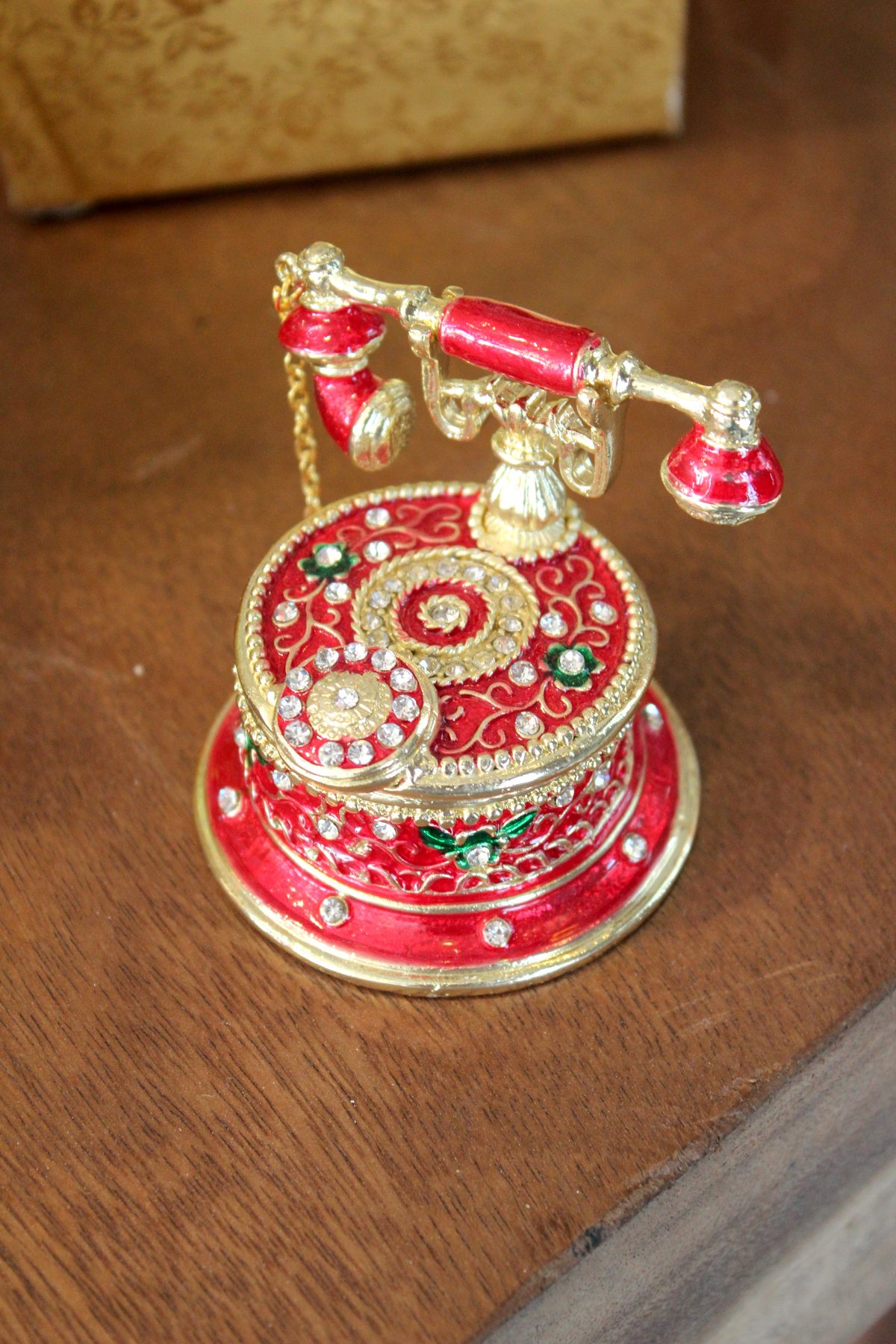 Teléfono vintage miniatura joyería esmaltada artesanía decoración Granada